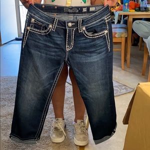 3 pairs of capris.